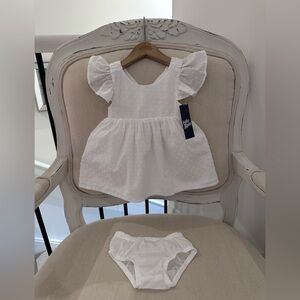 🦢 6 Mth White Swiss Dot Ruffled Sleeve 100% Cotton Baby Dress with Bloomers NWT